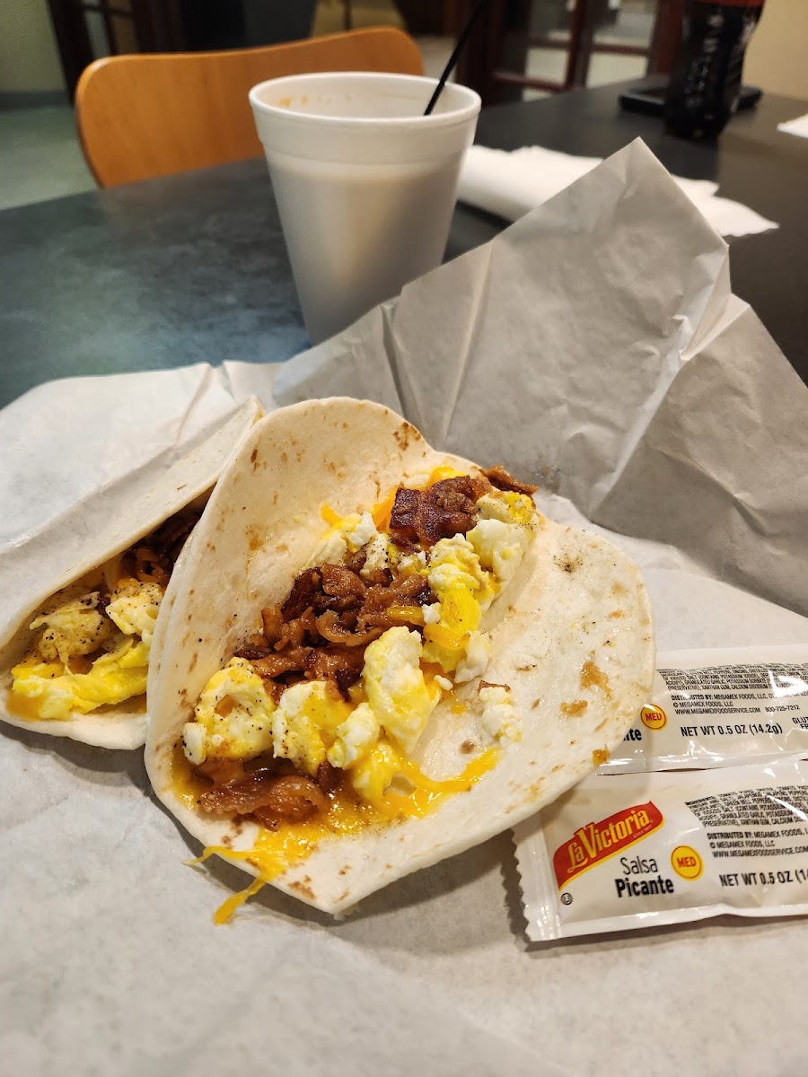 Founders Square Deli-3