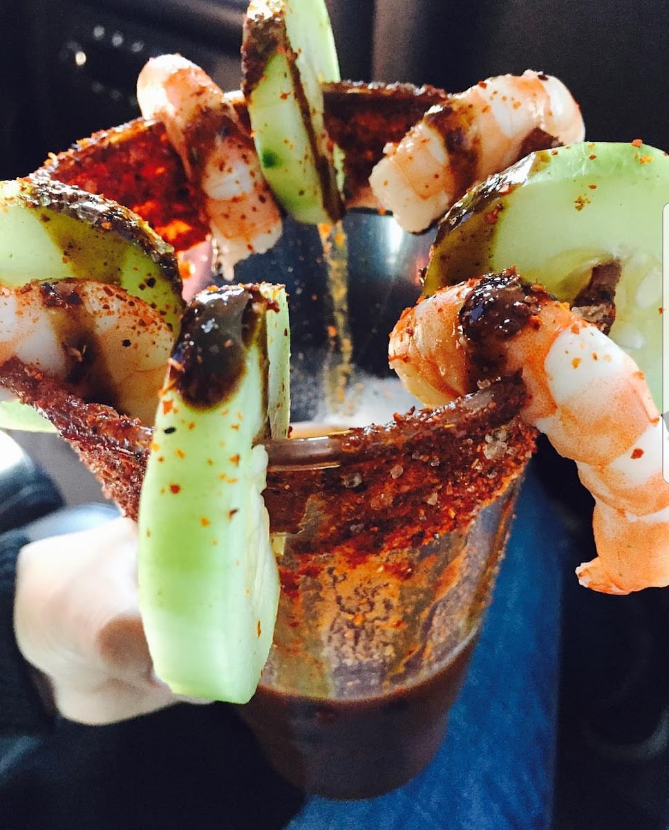 Mariscos El Patron 818-1