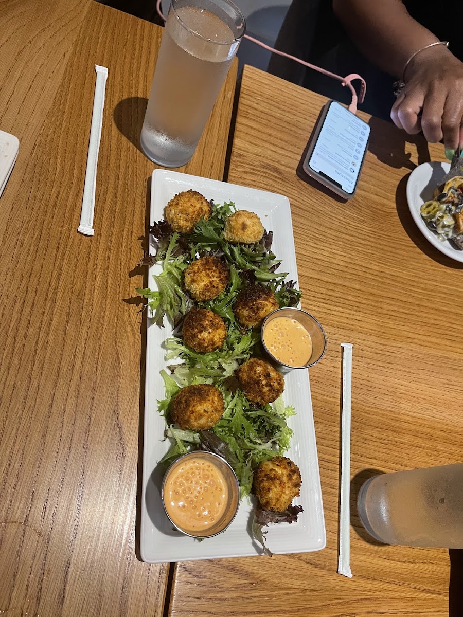 The Madison Bar And Bistro-2