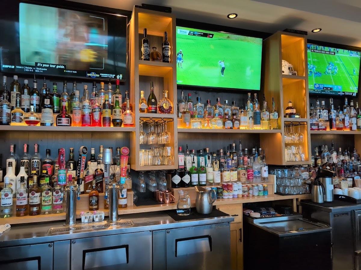 The Madison Bar And Bistro-3
